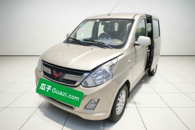 Used Wuling Rongguang V 2015 1.5L Base Version