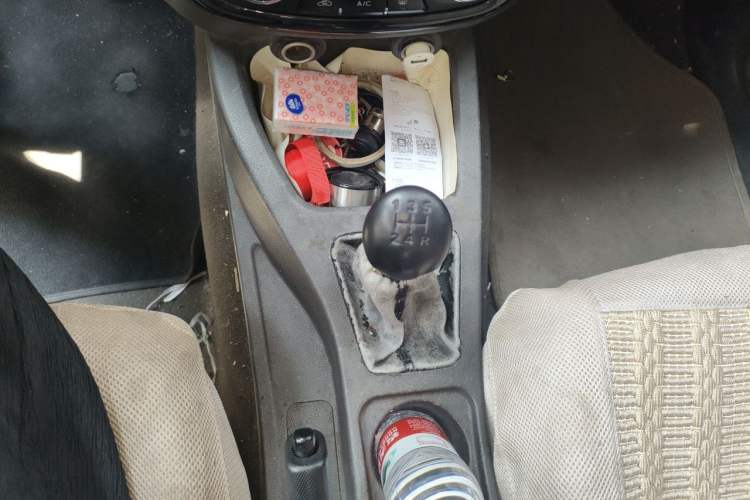 Used Wuling Rongguang V 2015 1.5L Base Version Gear Lever