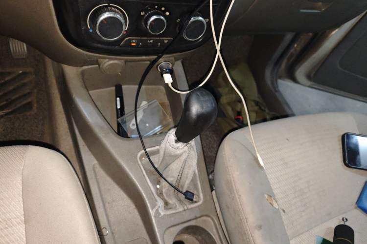 Used Wuling Rongguang V 2015 1.2L Practical Model Gear Lever