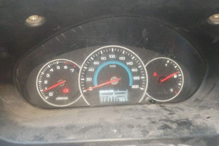 Used Wuling Rongguang V 2015 1.5L Base Version Instrument Cluster