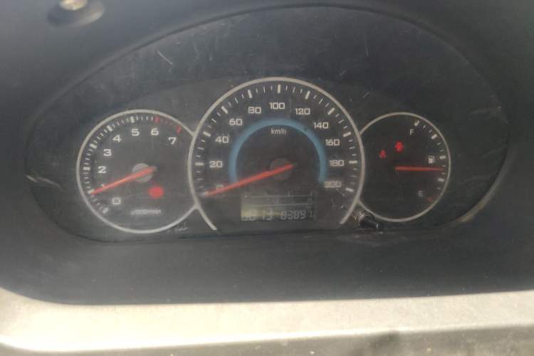 Used Wuling Rongguang V 2015 1.5L Base Version Instrument Cluster