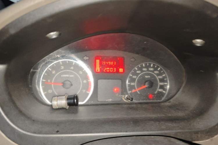 Used Wuling Rongguang V 2015 1.2L Practical Model Instrument Cluster