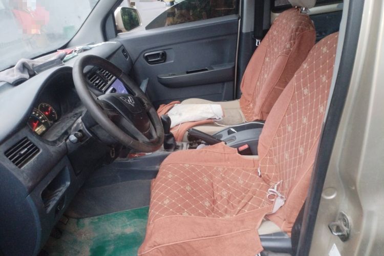 Used Wuling Rongguang V 2015 1.5L Base Version Left Front Seat