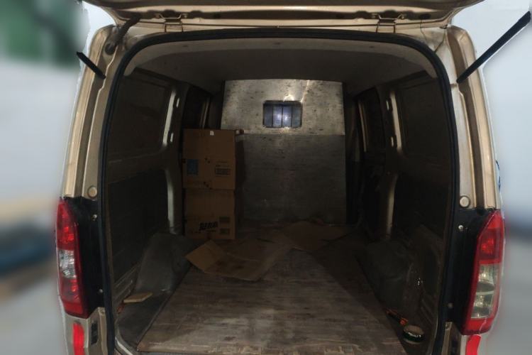 Used Wuling Rongguang V 2015 1.2L Practical Model Trunk