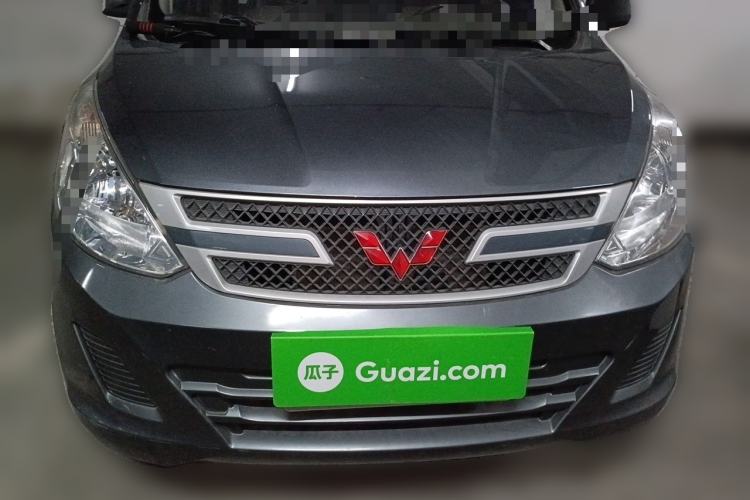 Used Wuling Rongguang V 2015 1.2L Practical Model Front