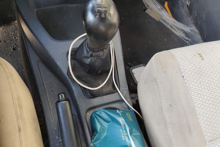 Used Wuling Rongguang V 2015 1.5L Base Version Gear Lever