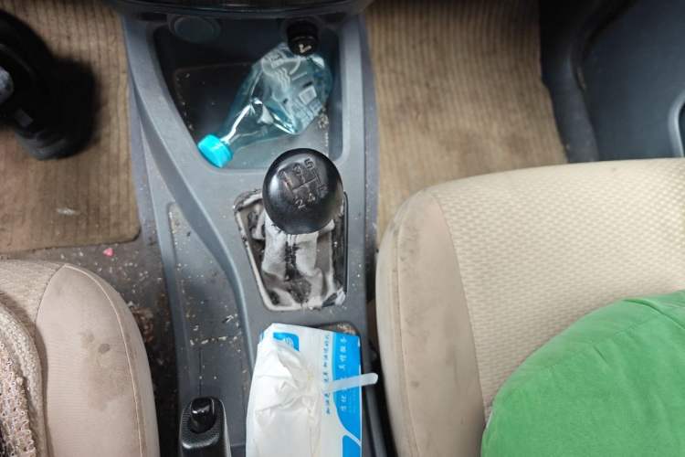 Used Wuling Rongguang V 2015 1.5L Base Version Gear Lever