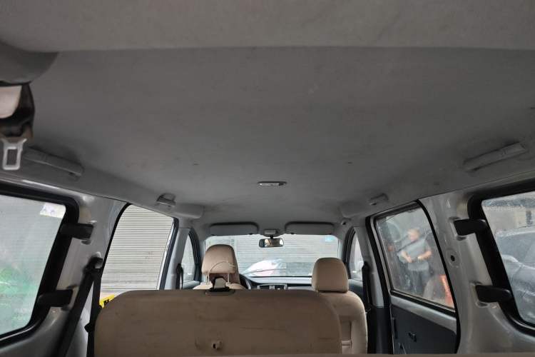 Used Wuling Rongguang V 2015 1.5L Base Version Headliner