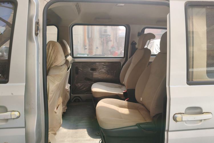 Used Wuling Rongguang V 2015 1.2L Standard Version Left Rear Seat