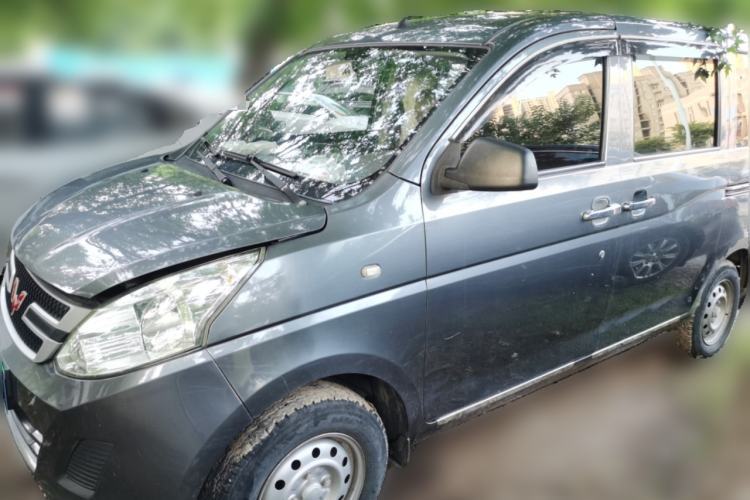 Used Wuling Rongguang V 2015 1.2L Practical Model Guazi used car, China used car export, Used car for sale, Used cars, Cheapest cars for sale