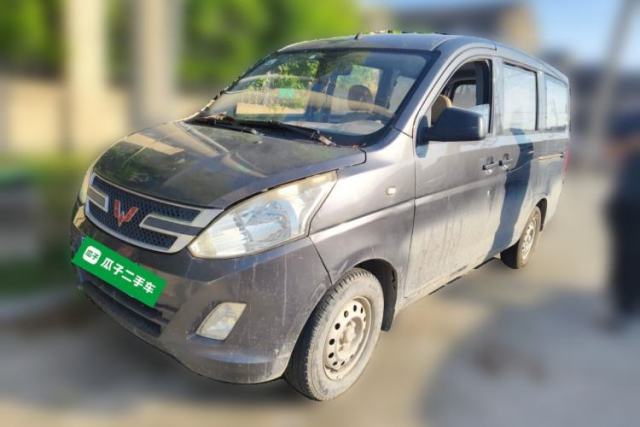 Used Wuling Rongguang V 2015 1.5L Base Version
