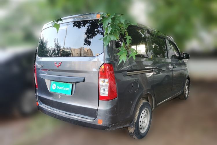Used Wuling Rongguang V 2015 1.2L Practical Model Rear Right 45 Deg