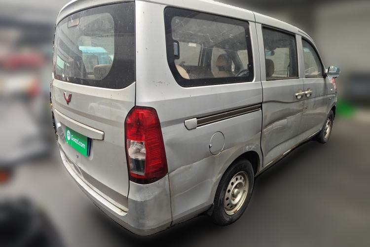 Used Wuling Rongguang V 2015 1.5L Base Version Rear Right 45 Deg