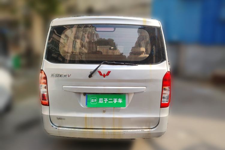 Used Wuling Rongguang V 2015 1.2L Standard Version Rear