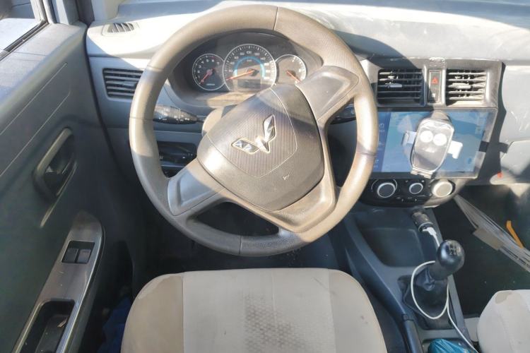 Used Wuling Rongguang V 2015 1.5L Base Version Steering Wheel