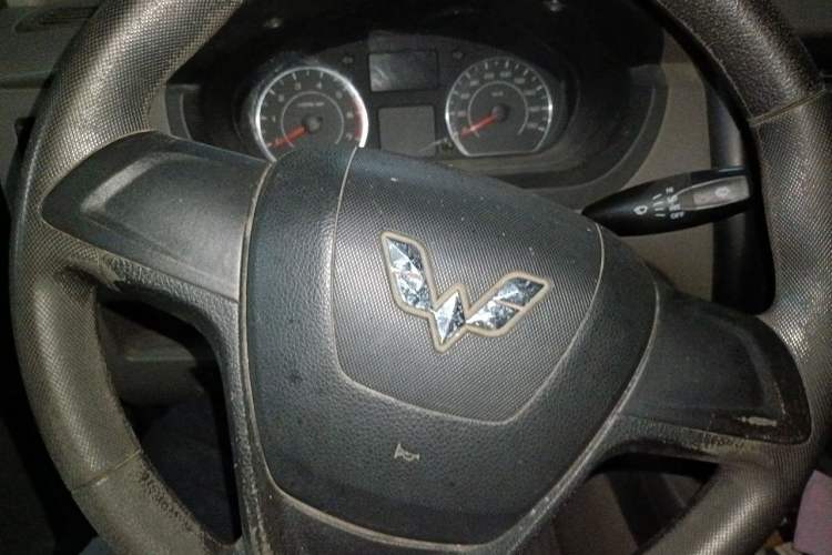 Used Wuling Rongguang V 2015 1.2L Practical Model Steering Wheel