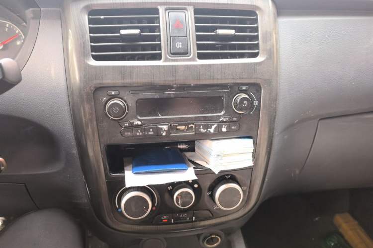 Used Wuling Rongguang V  Audio And AC Panel