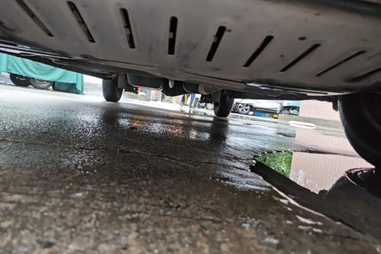 Used Wuling Rongguang V 2015 1.5L Standard Version Chassis Front
