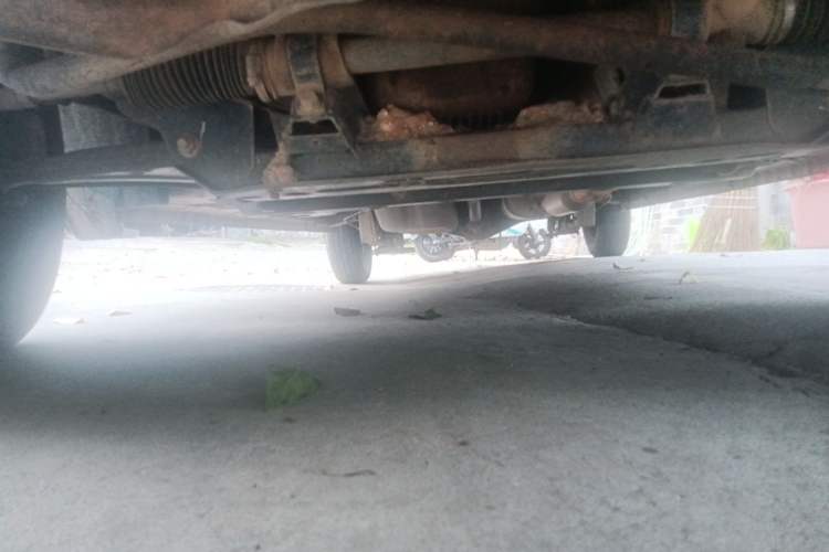 Used Wuling Rongguang V 2015 1.5L Practical Version Chassis Front