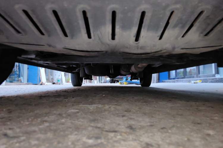 Used Wuling Rongguang V 2015 1.2L Practical Model Chassis Front