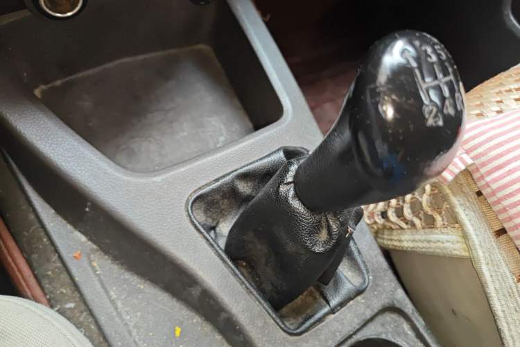 Used Wuling Rongguang V 2015 1.5L Standard Version Gear Lever