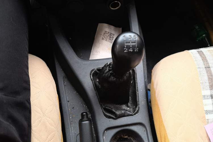 Used Wuling Rongguang V  Gear Lever