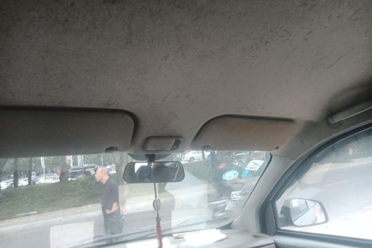 Used Wuling Rongguang V 2015 1.5L Practical Version Headliner