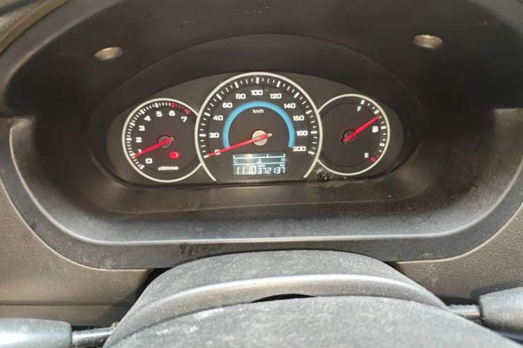 Used Wuling Rongguang V 2015 1.5L Standard Version Instrument Cluster