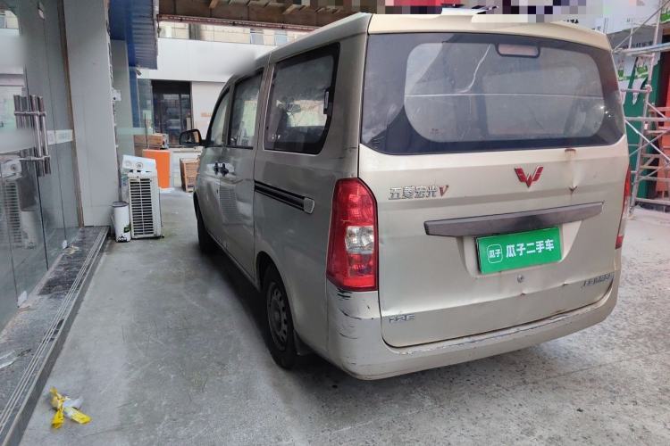 Used Wuling Rongguang V 2015 1.2L Practical Model Rear Left 45 Deg