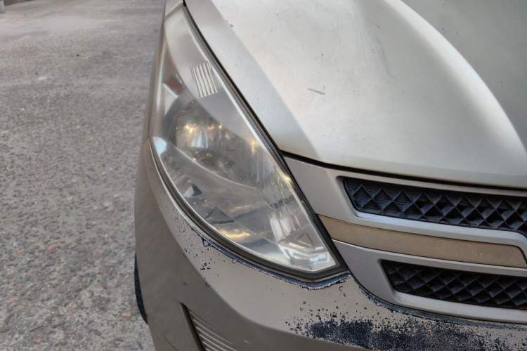 Used Wuling Rongguang V 2015 1.2L Practical Model Right Front Headlight