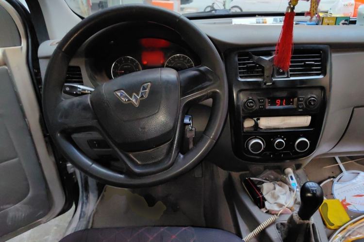 Used Wuling Rongguang V 2015 1.2L Practical Model Steering Wheel