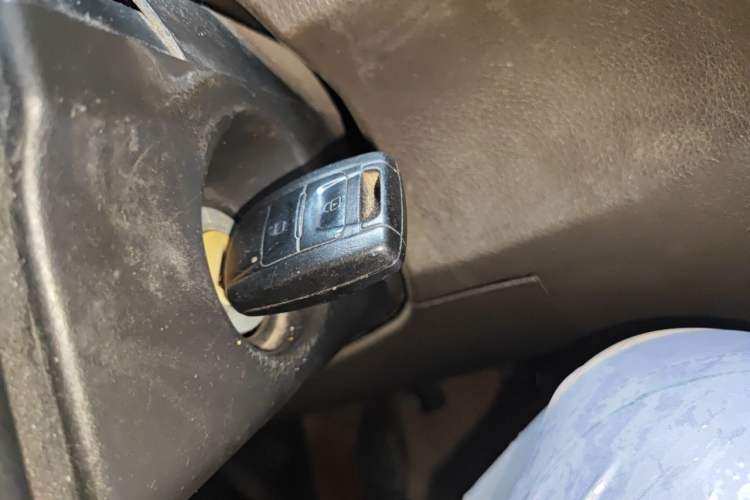 Used Wuling Rongguang V 2015 1.5L Standard Version Vehicle Key