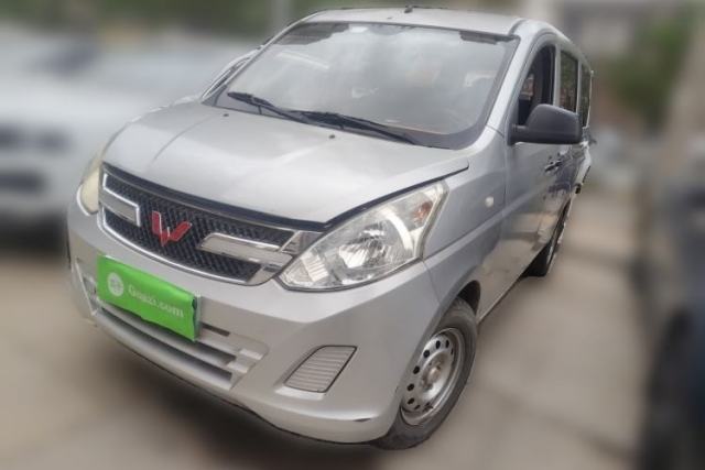 Used Wuling Rongguang V 2015 1.2L Practical Model
