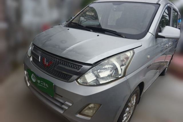 Used Wuling Rongguang V 2015 1.5L Standard Version