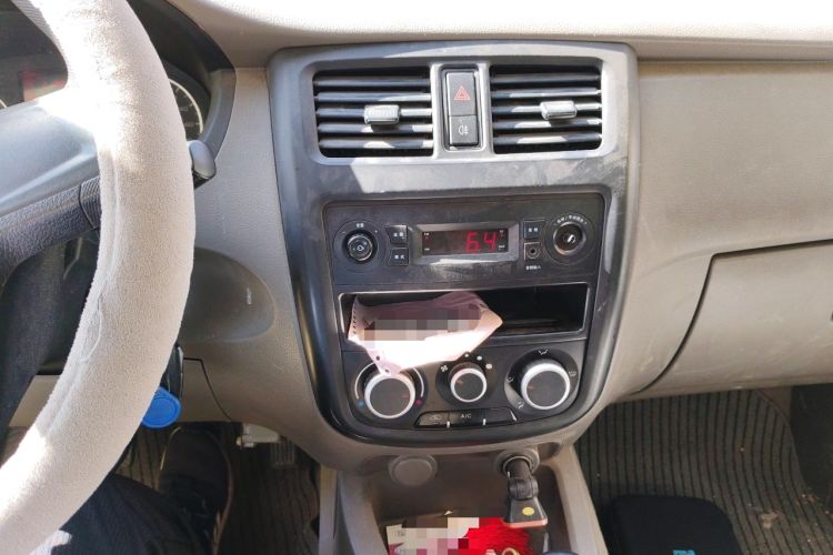 Used Wuling Rongguang V 2015 1.2L Practical Model Audio And AC Panel