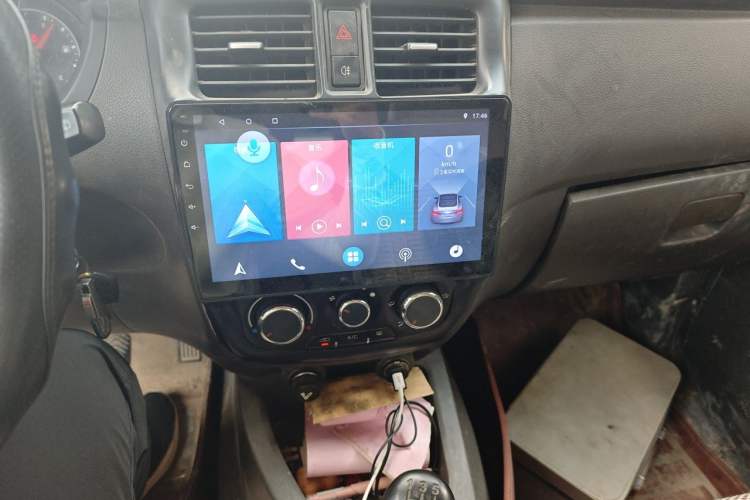 Used Wuling Rongguang V 2015 1.2L Standard Version Audio And AC Panel