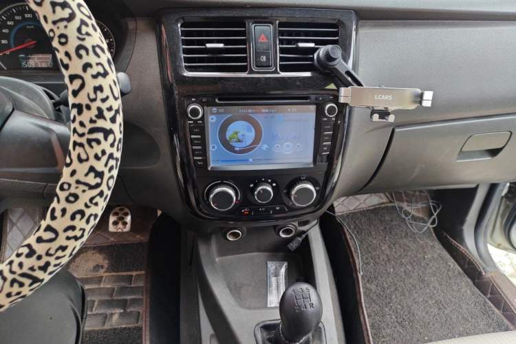 Used Wuling Rongguang V 2015 1.5L Base Version Audio And AC Panel