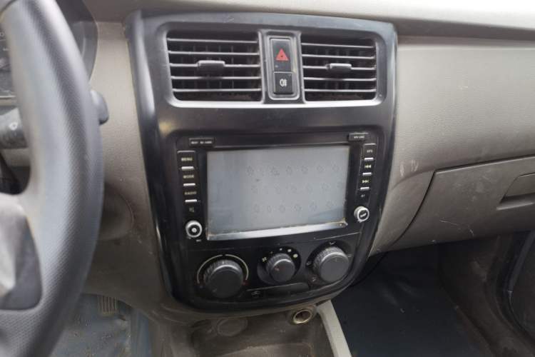 Used Wuling Rongguang V 2015 1.2L Practical Model Audio And AC Panel