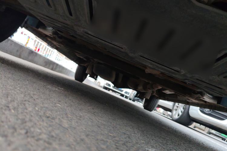 Used Wuling Rongguang V 2015 1.5L Base Version Chassis Front