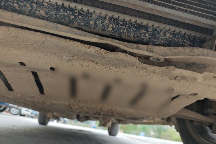 Used Wuling Rongguang V 2015 1.2L Standard Version Chassis Front