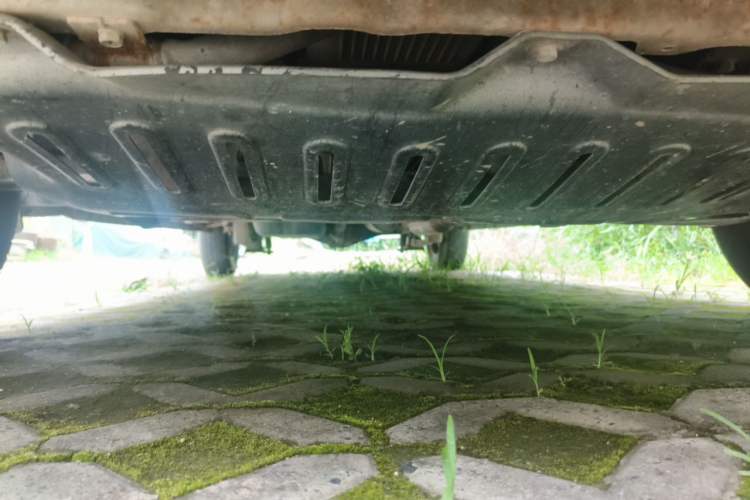 Used Wuling Rongguang V 2015 1.5L Base Version Chassis Front