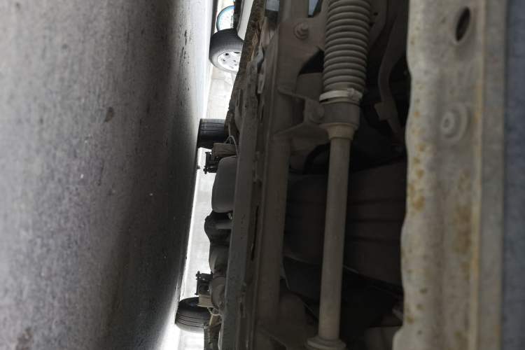 Used Wuling Rongguang V 2015 1.2L Practical Model Chassis Front