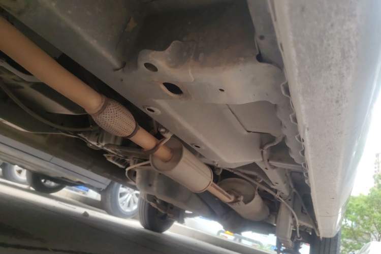 Used Wuling Rongguang V 2015 1.2L Practical Model Chassis Front Left