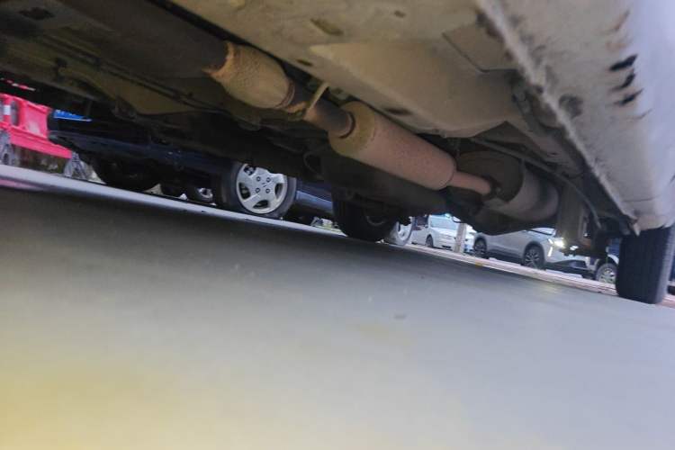 Used Wuling Rongguang V 2015 1.5L Standard Version Chassis Front Left