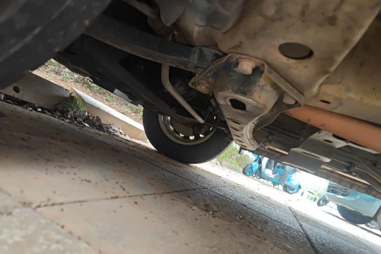 Used Wuling Rongguang V 2015 1.2L Base Version Chassis Front Left
