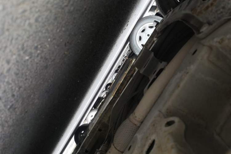 Used Wuling Rongguang V 2015 1.2L Practical Model Chassis Front Left