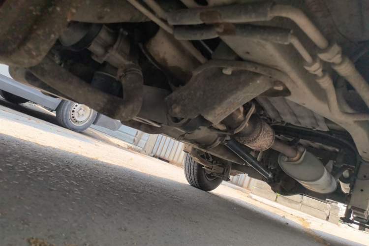 Used Wuling Rongguang V 2015 1.2L Base Version Chassis Front Left