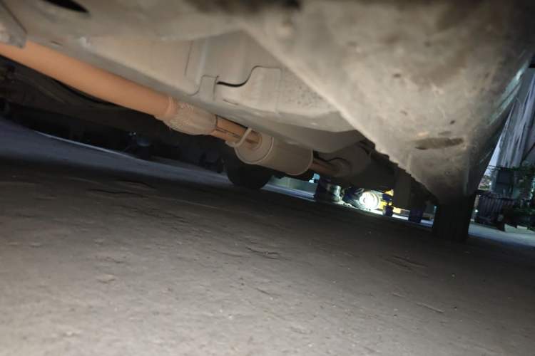 Used Wuling Rongguang V 2015 1.2L Standard Version Chassis Front Left