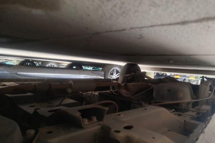Used Wuling Rongguang V 2015 1.2L Practical Model Chassis Front Right