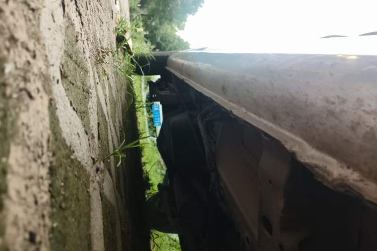 Used Wuling Rongguang V 2015 1.5L Base Version Chassis Front Right